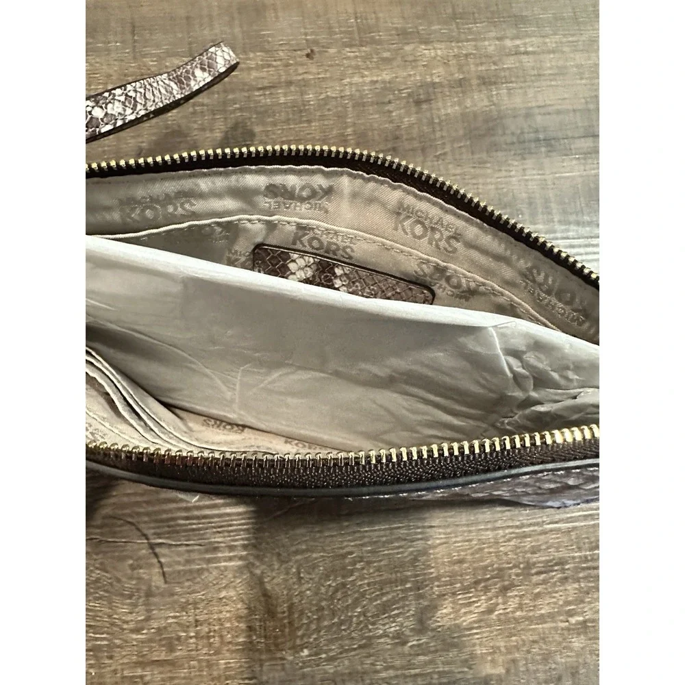 Michael Kors NWT Brown Python‎ Embossed Leather Zip Clutch